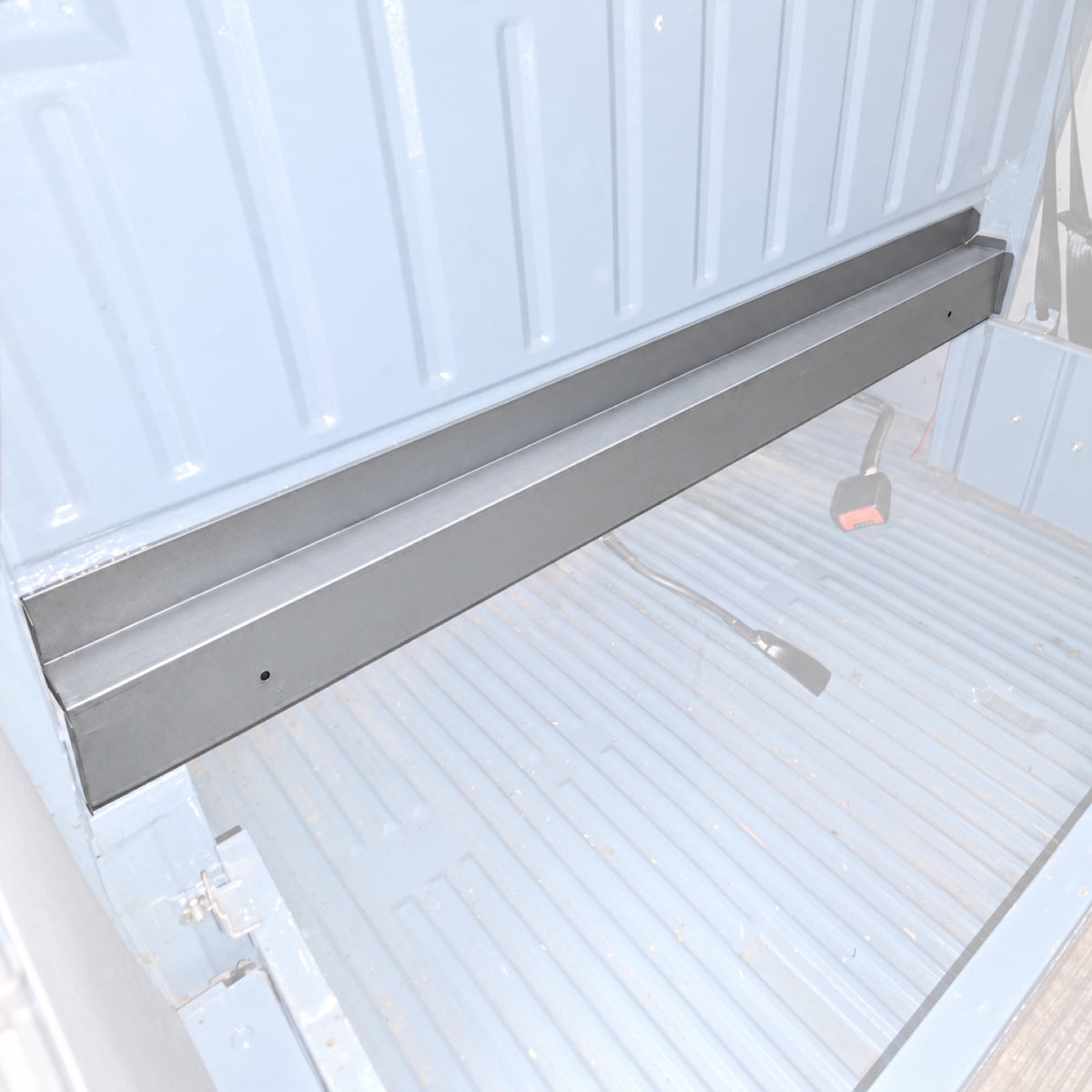 Traverse pour longerons sous plancher de benne pick-up double cabine | VW T1 Combi 08/60-07/67 | 265 801 781D