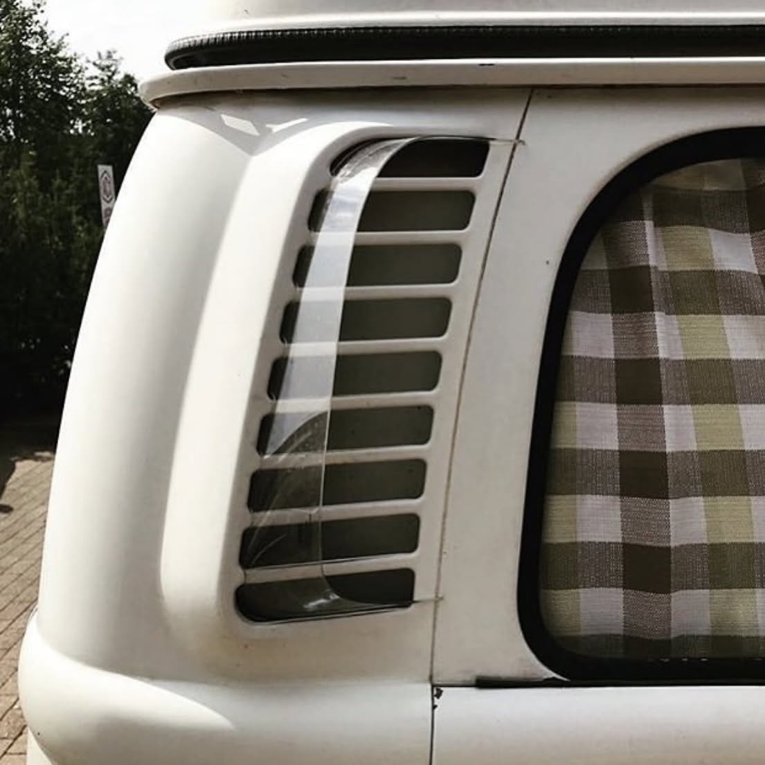 VW T2 Combi | Prises d'air 'Earz' compartiment moteur, par paire, 08/1971-07/1979