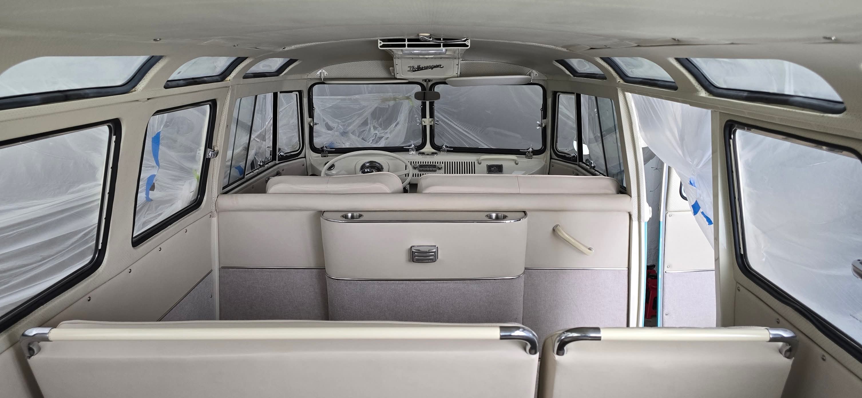 VW T1 Combi | Poignée passager de banguette de milieu 3-places (kit) Ivoire | 211 833 801/802 (2x) 221 833 811/815